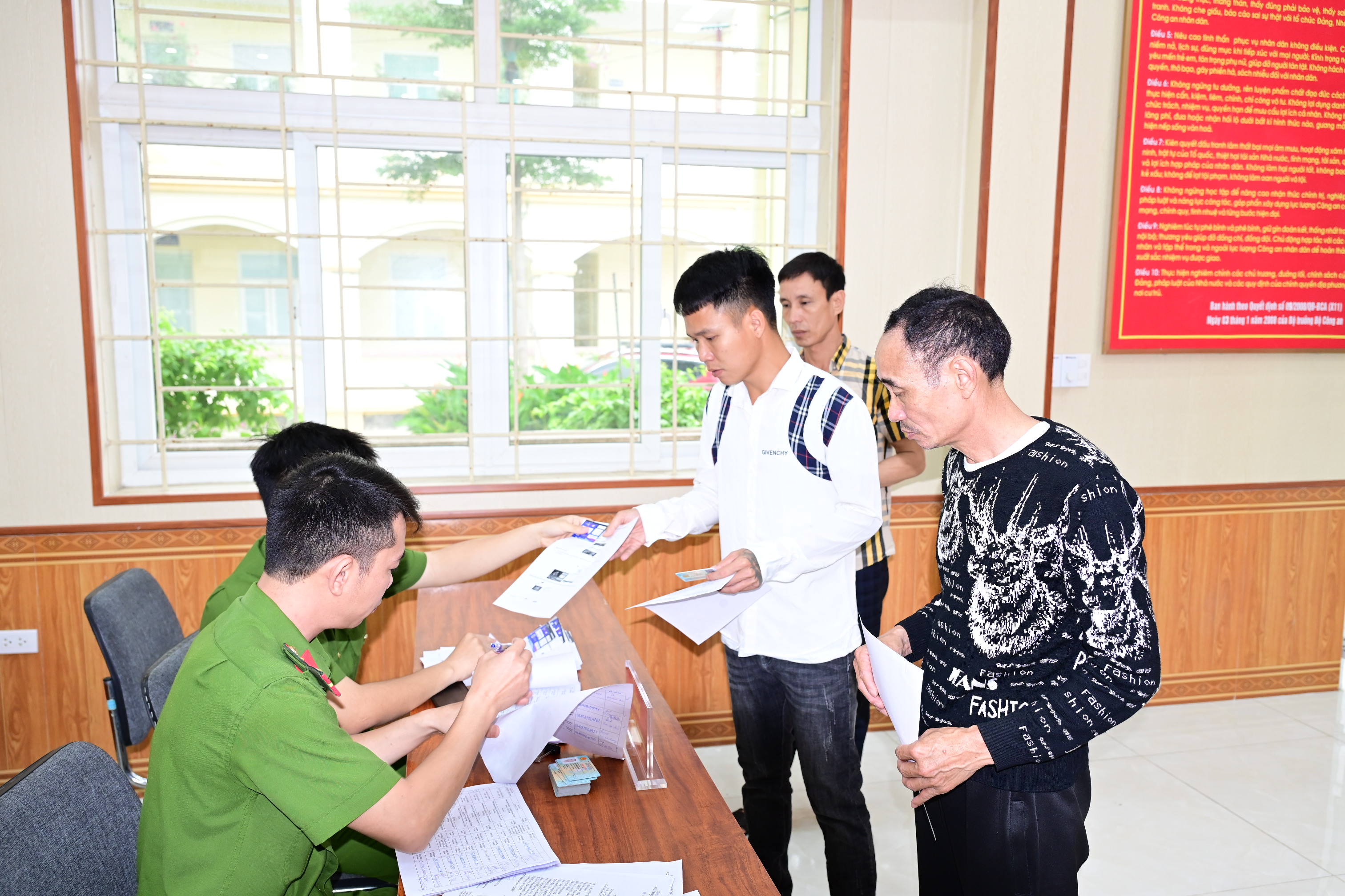 Trại tạm giam số 1 đẩy mạnh đổi mới, sáng tạo và chuyển đổi số trong thực hiện nhiệm vụ